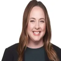 Mackenzie - MHamiltonVisuals headshot client